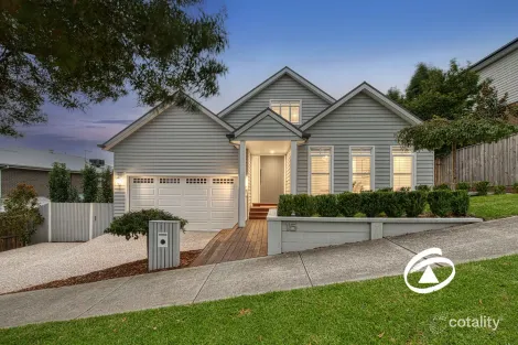 Property photo of 15 Axnick Rise Officer VIC 3809