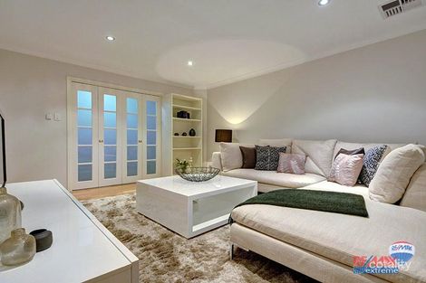 Property photo of 24 Manchester Drive Hocking WA 6065