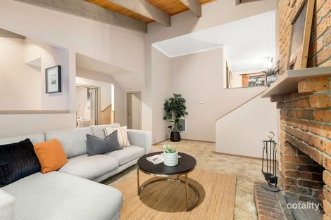 Property photo of 8 Narida Court Eltham VIC 3095