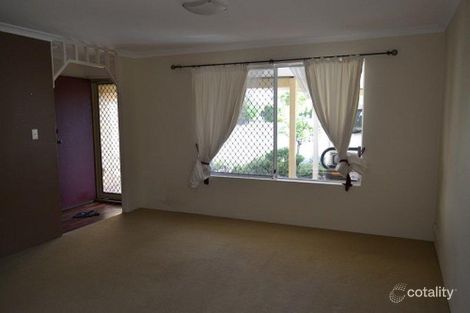 Property photo of 9 Springfield Court Warnbro WA 6169