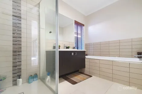 Property photo of 19 Freemont Circuit Truganina VIC 3029