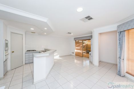 Property photo of 2/101 Ormsby Terrace Mandurah WA 6210
