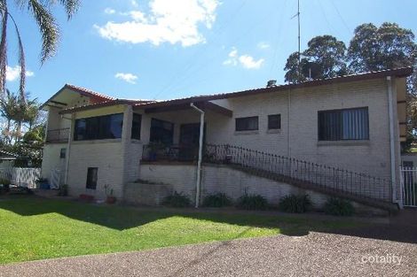92 Warners Bay Rd, Warners Bay, NSW 2282