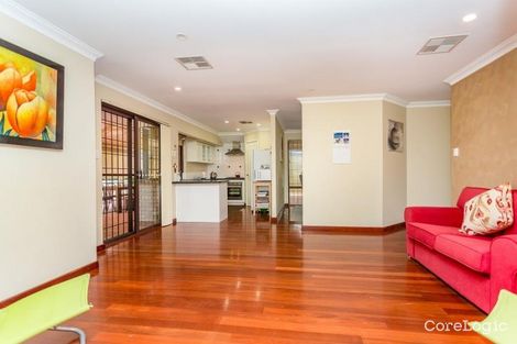 Property photo of 30 Shelton Loop Leeming WA 6149