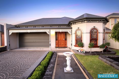 Property photo of 3 Coen Place Caroline Springs VIC 3023