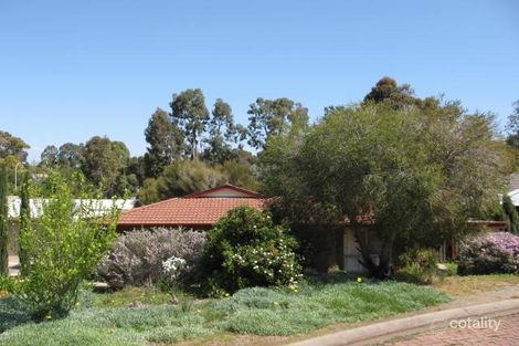 4 Honeyeater Ct, Wynn Vale, SA 5127