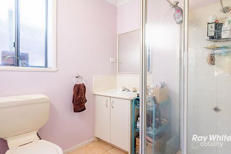 Property photo of 4 Armoy Close Cranbourne East VIC 3977