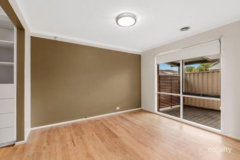Property photo of 13 Calwell Court Mill Park VIC 3082