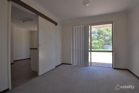 Property photo of 4 Cocos Court Warnbro WA 6169
