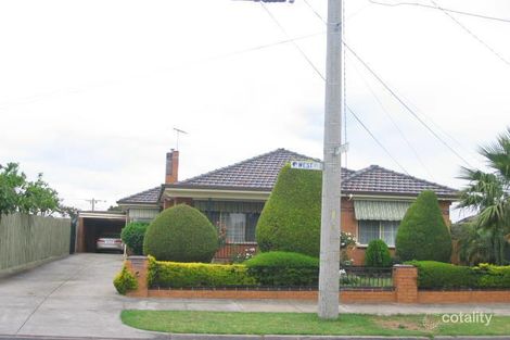 220 West St, Glenroy, VIC 3046