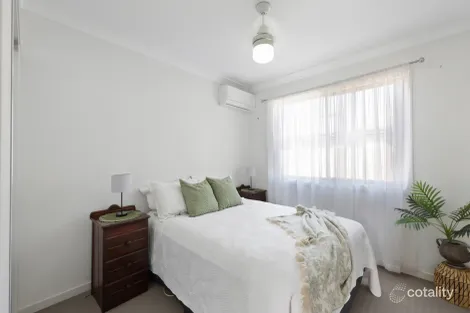 Property photo of 4 Hermitage Drive Eimeo QLD 4740