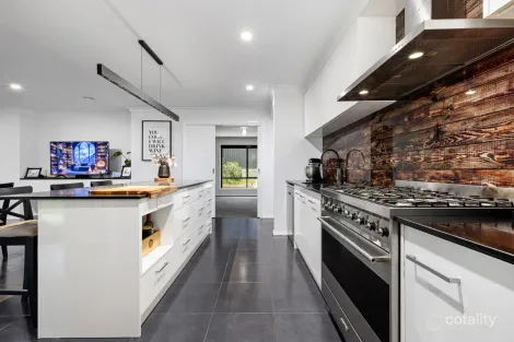 Property photo of 62 Stringybark Drive Brown Hill VIC 3350