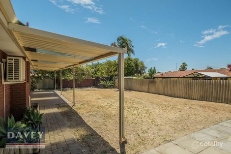 Property photo of 3 Yera Place Wanneroo WA 6065