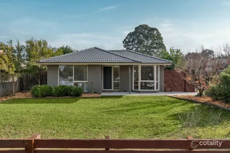17 Ellwood Dr, Pearcedale, VIC 3912