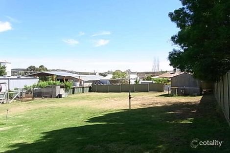 Property photo of 2 Middle Street Grenfell NSW 2810