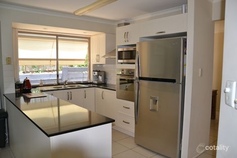 Property photo of 18 Adaminaby Drive Helensvale QLD 4212
