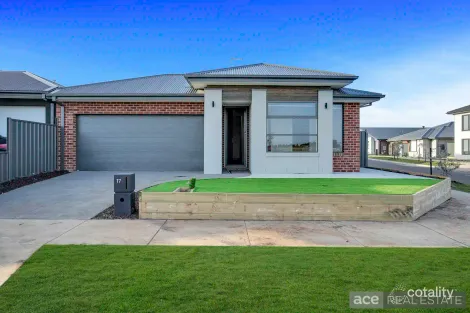 17 Hemingway Dr, Rockbank, VIC 3335