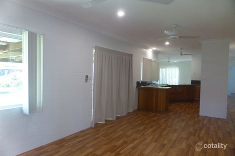 Property photo of 21 Sidlaw Street Smithfield QLD 4878