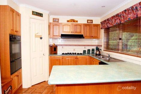 Property photo of 37 Constance Close Lysterfield VIC 3156