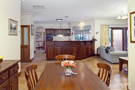 Property photo of 8 Henry Martin Square Magill SA 5072
