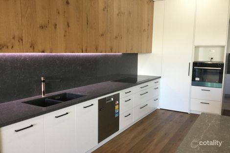 Property photo of 33A Dublin Avenue Strathmore VIC 3041