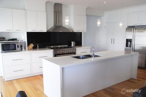 Property photo of 4 Knightsbridge Drive Epping VIC 3076