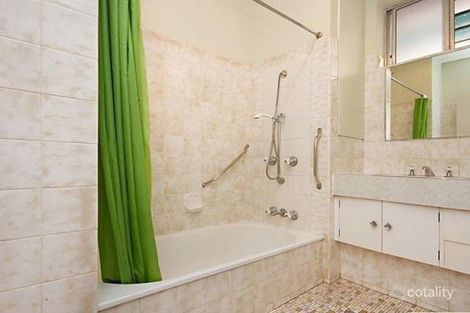 Property photo of 1/344 Cornwall Street Greenslopes QLD 4120