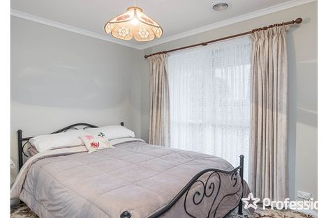 Property photo of 13 Erskine Ridge Mooroolbark VIC 3138