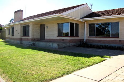 1 Sultana St, Berri, SA 5343