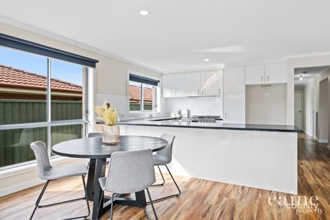 Property photo of 2/1328A Geelong Road Mount Clear VIC 3350