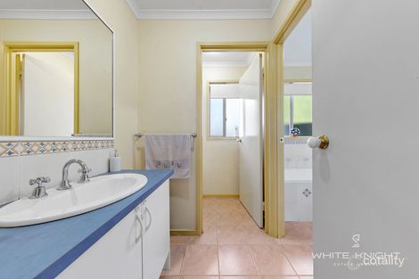 Property photo of 18 Flemming Avenue Burnside VIC 3023