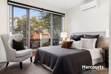 Property photo of 7 Stellar Place Bundoora VIC 3083