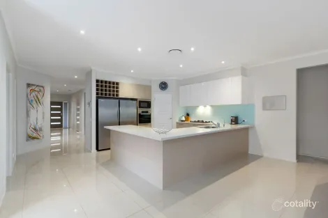 Property photo of 7 Halliday Street Mount Waverley VIC 3149