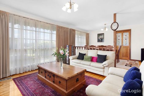 Property photo of 1 Maverick Close Doncaster VIC 3108