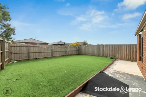 Property photo of 68 Toolern Waters Drive Weir Views VIC 3338