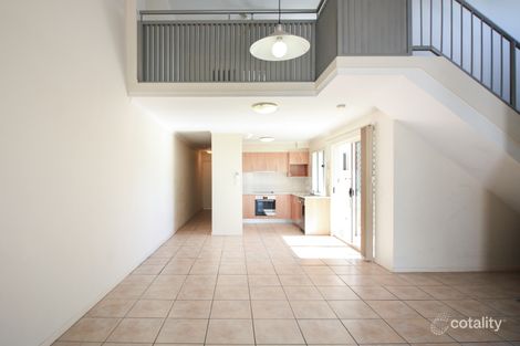 Property photo of 9/9 Railway Avenue Indooroopilly QLD 4068