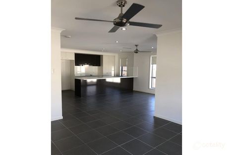 Property photo of 30 Ellem Drive Chinchilla QLD 4413