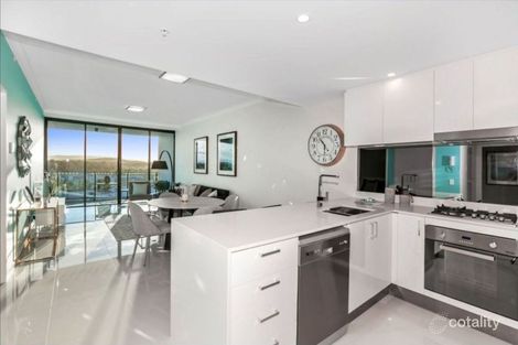 Property photo of 2709/5 Harbour Side Court Biggera Waters QLD 4216