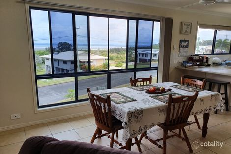 Property photo of 31 Petrel Avenue River Heads QLD 4655
