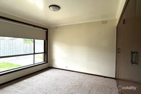 Property photo of 1/6 Mack Street Reservoir VIC 3073