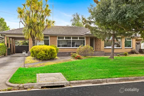 Property photo of 14 Kallioota Street Alfredton VIC 3350