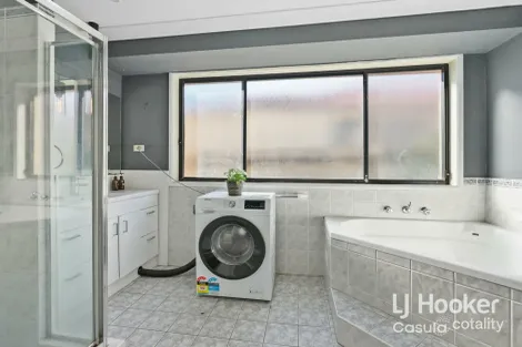 Property photo of 30 Greenwell Road Prestons NSW 2170