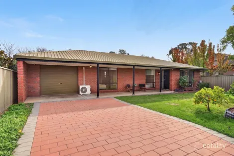 90a Sternberg St, Kennington, VIC 3550