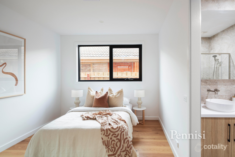 Property photo of 11 Cudgewa Place Keilor East VIC 3033