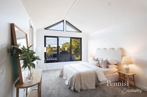Property photo of 11 Cudgewa Place Keilor East VIC 3033