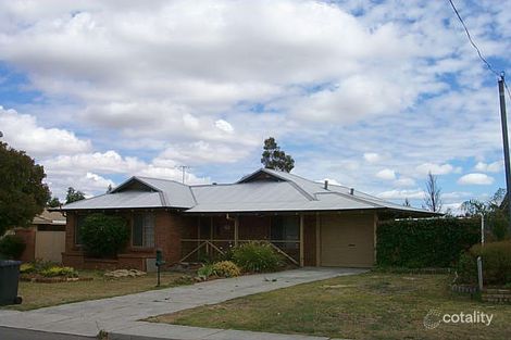 80 Chidzey Dr, Seville Grove, WA 6112