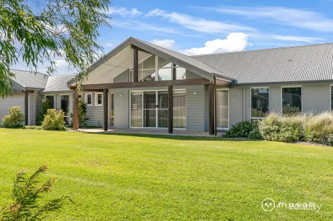 Property photo of 87 Hereford Way Milpara WA 6330