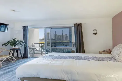 212/2 Barney St, Southport, QLD 4215