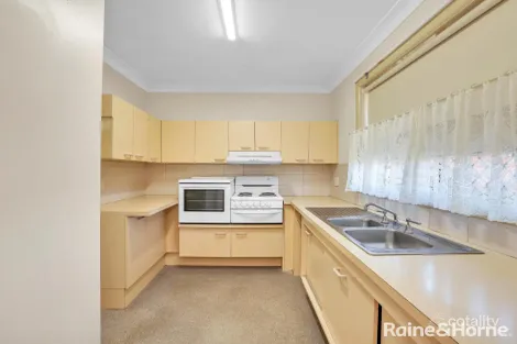Property photo of 12/29A View Street Kelso NSW 2795