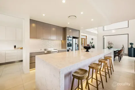 Property photo of 2-4 Norseman Court Surfers Paradise QLD 4217